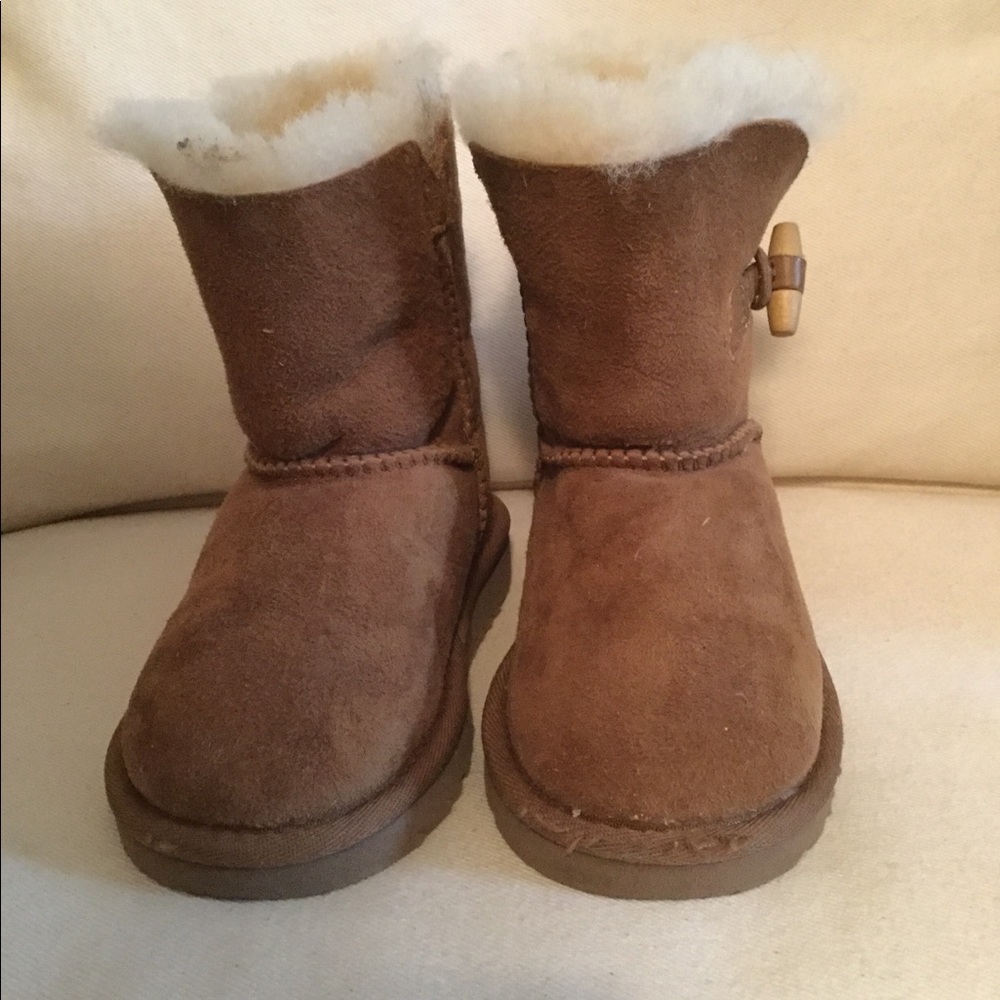UGG KIDS BOOTS